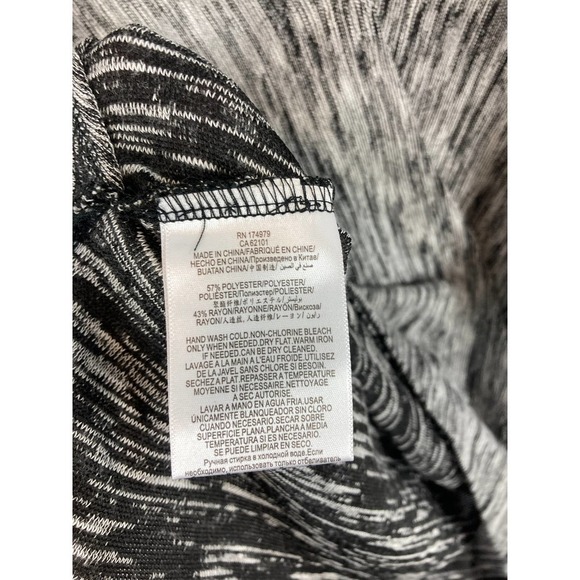 4/$25 BCBGMaxazria sleeveless surplus top size small - Picture 4 of 5